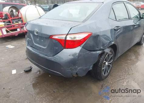 2016 Toyota Corolla Le z USA, uszkodzony, nr VIN 2T1BURHE0GC513668